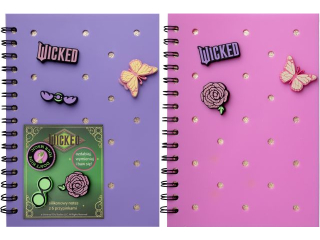 NOTES A5/80k. Z SILIKONOWĄ OKŁADKĄ ORAZ PRZYPINKAMI / WICKED